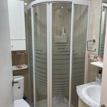 Apartamento En Cabo Cervera 아파트